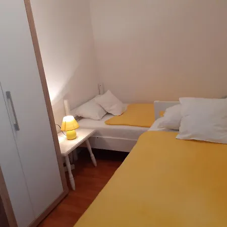Apartment Domenika * マカルスカ