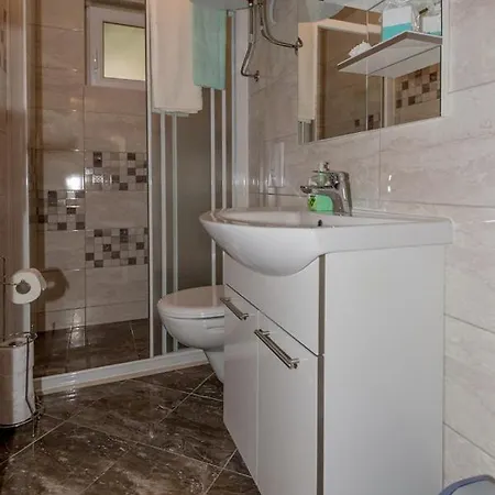 Apartment Domenika *